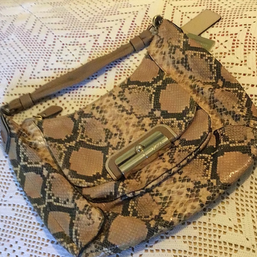 Coach Women's Bag - Picture 3 of 7